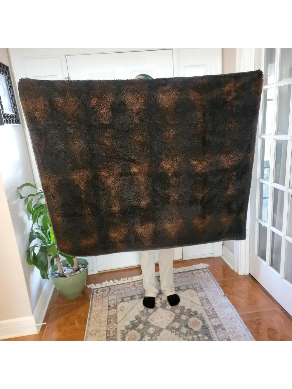 Pottery Barn Faux Fur Brown Ombre Burgundy Throw Blanket 50x60